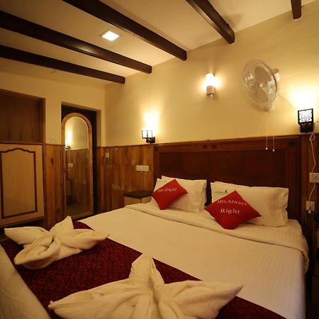 Pine Borough Inn Kodaikanal Luaran gambar