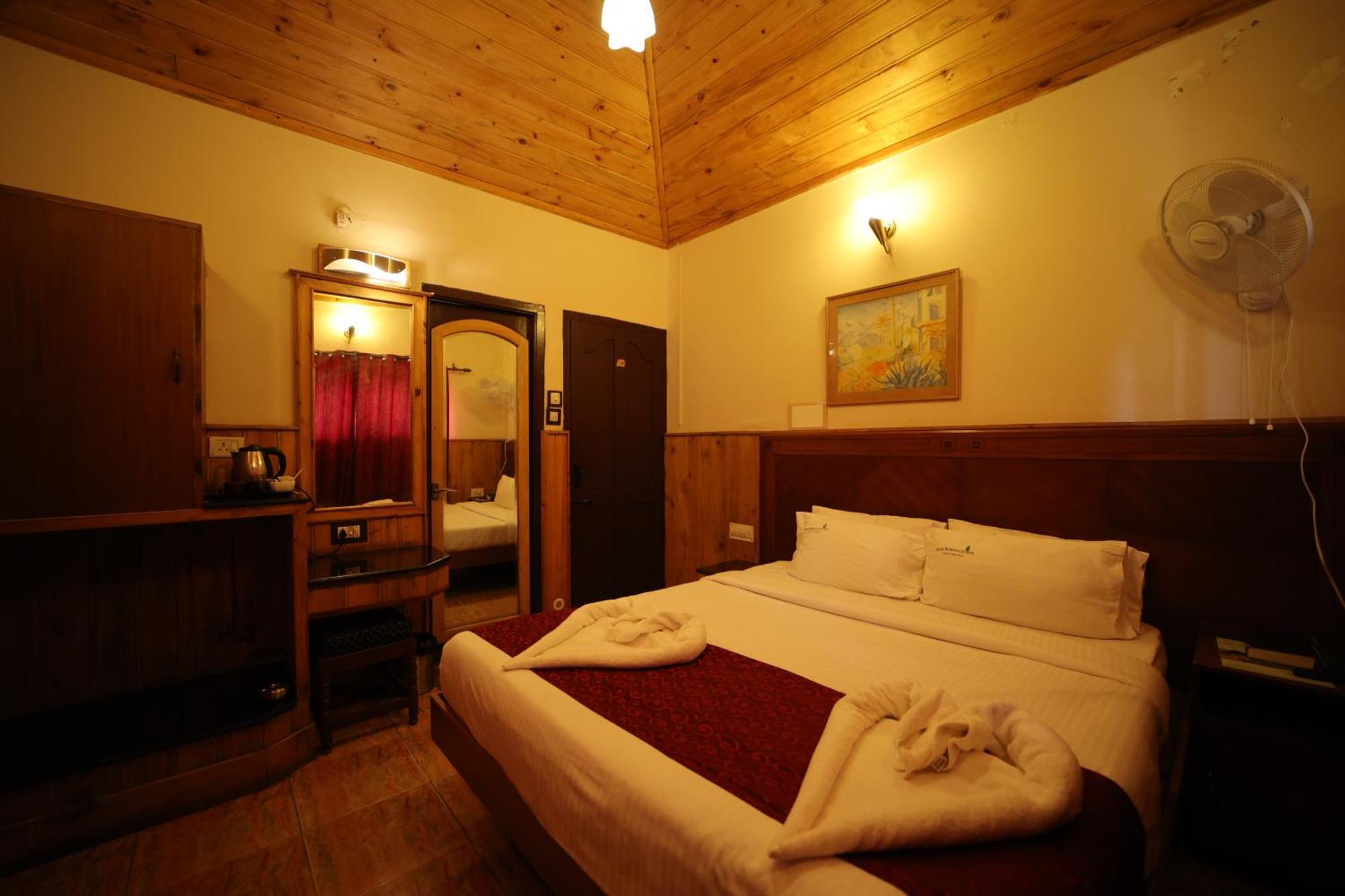 Pine Borough Inn Kodaikanal Luaran gambar