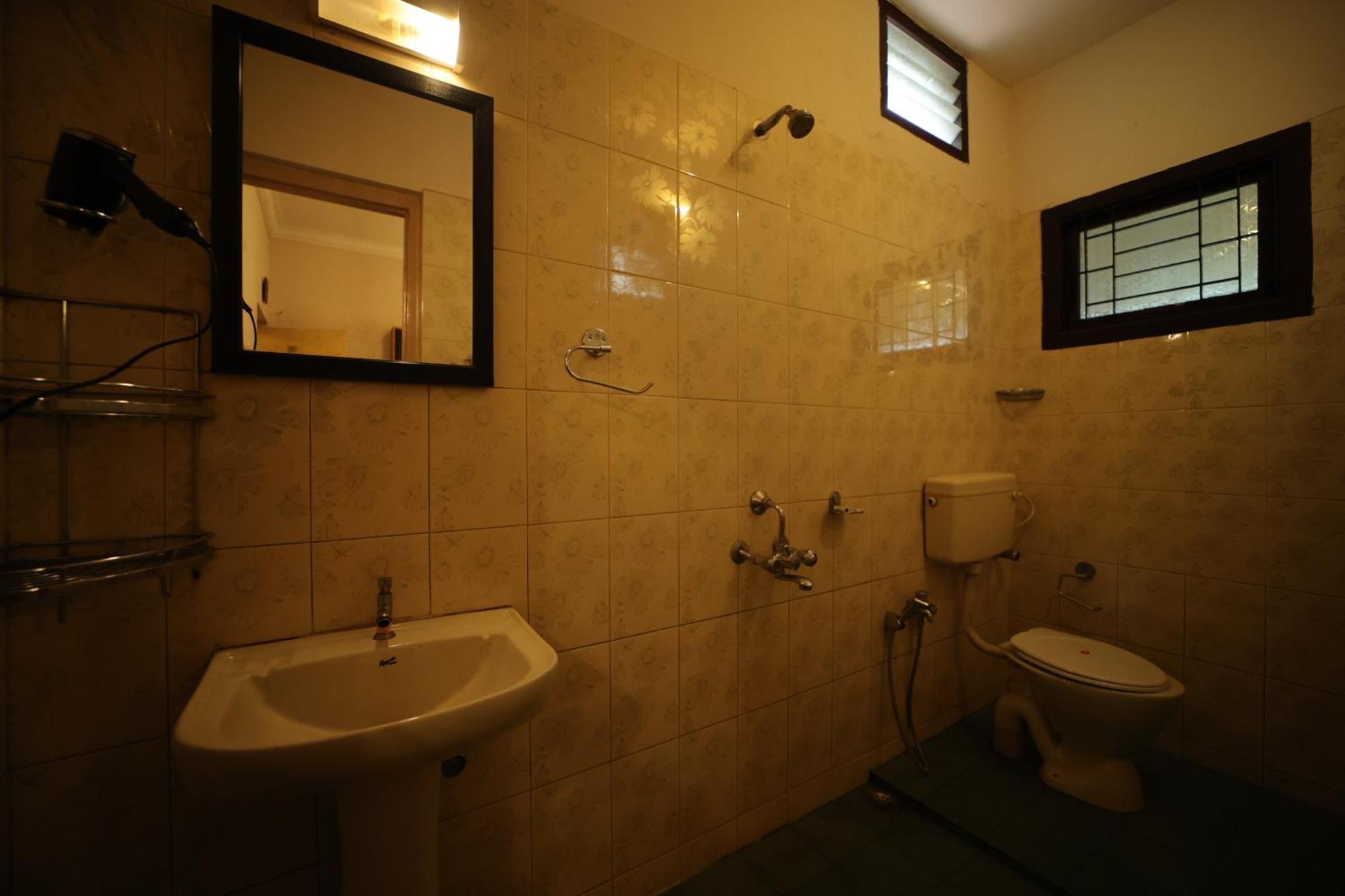 Pine Borough Inn Kodaikanal Luaran gambar