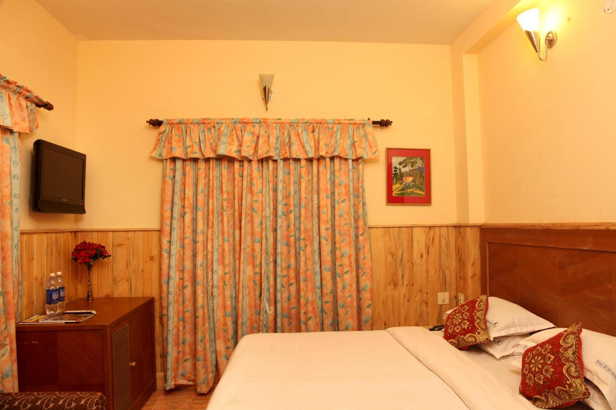 Pine Borough Inn Kodaikanal Luaran gambar