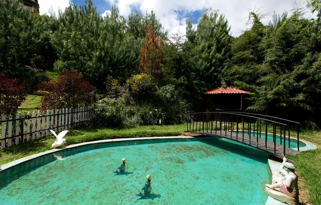 Pine Borough Inn Kodaikanal Luaran gambar